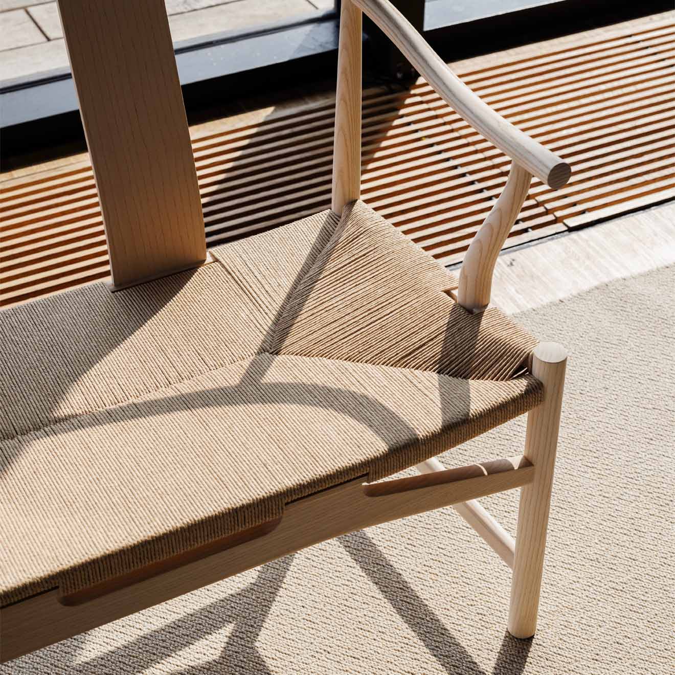 PP266 Chinese Bench i s�bebehandlet ask fra PP M�bler