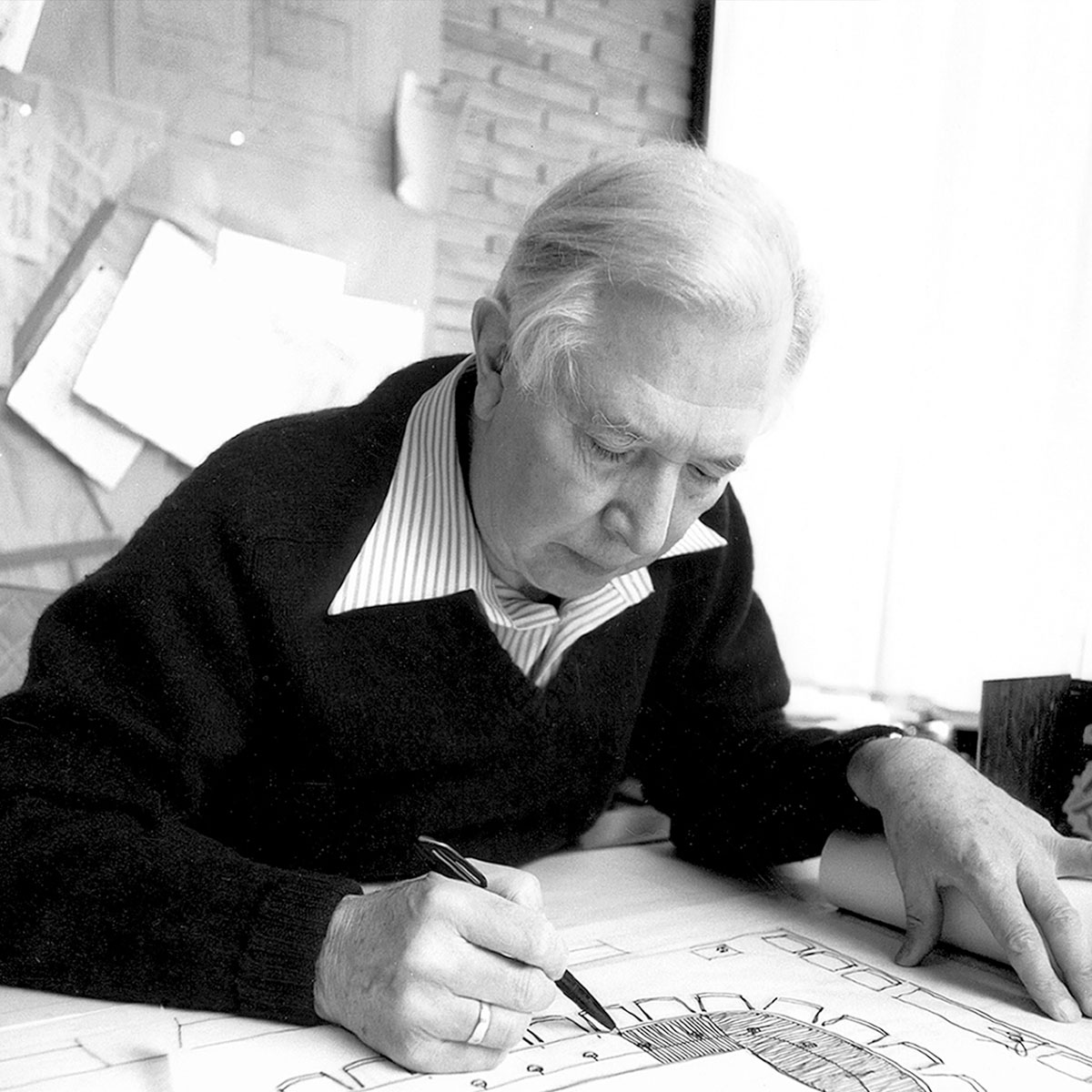 Hans J. Wegner