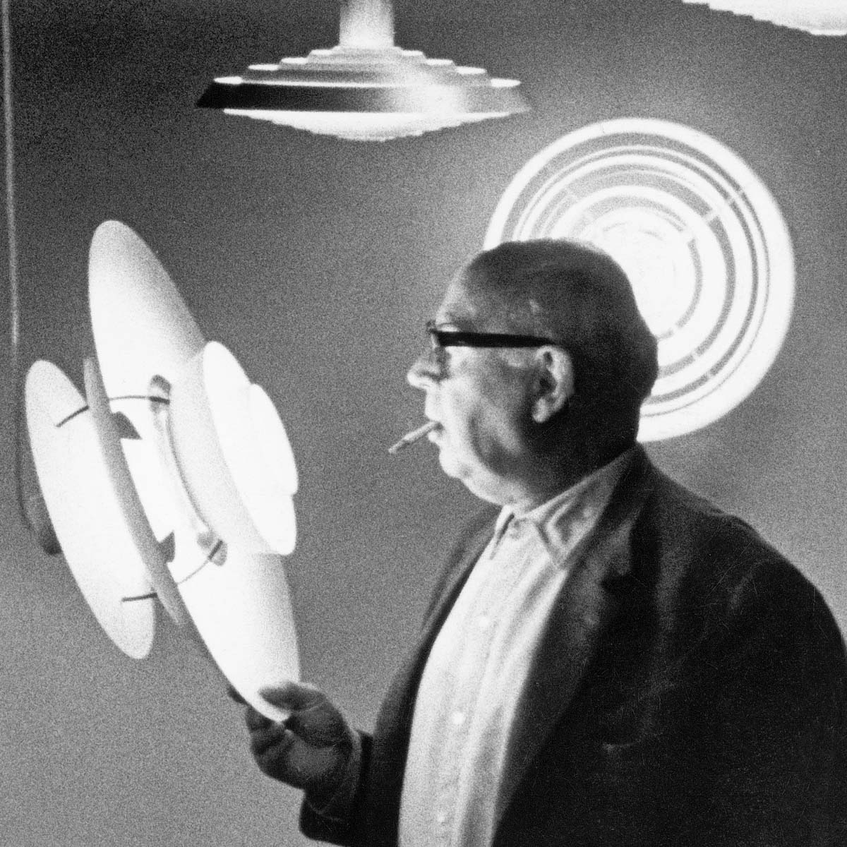 Poul Henningsen