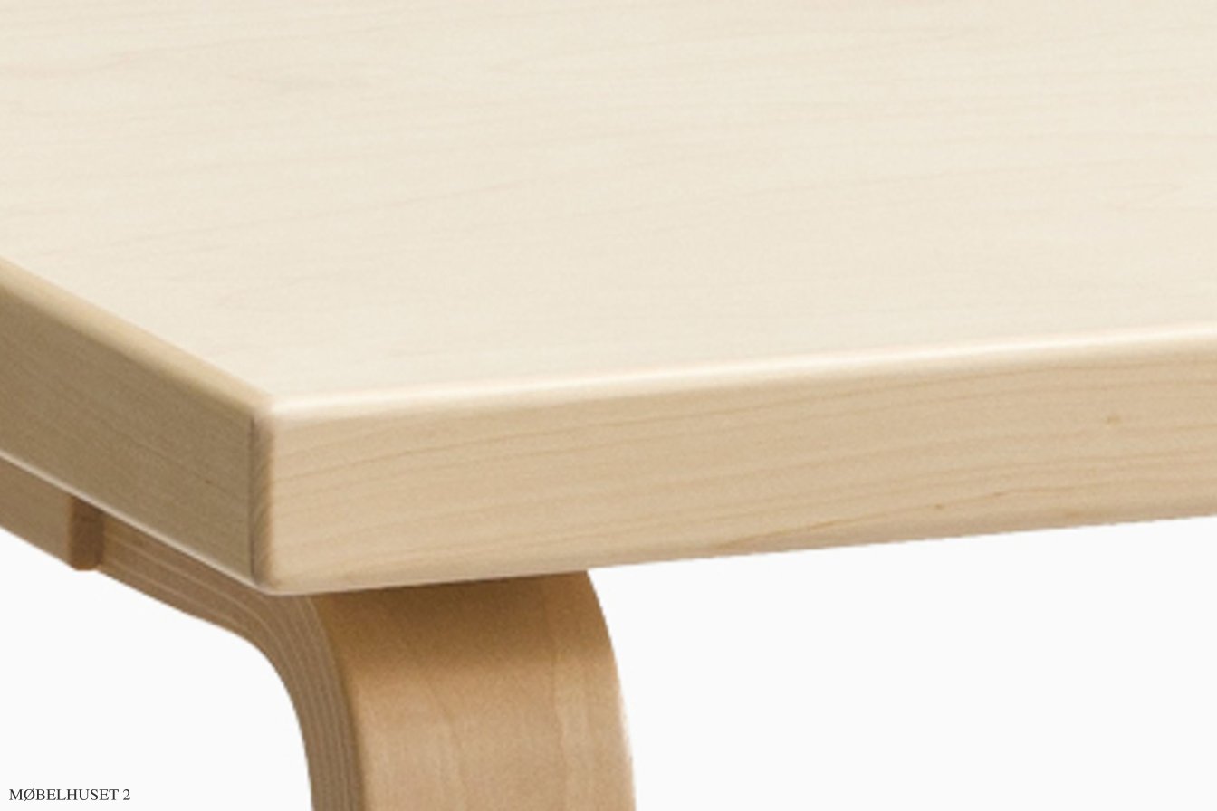 Aalto Table square Tisch, Birkenfurnier | Artek