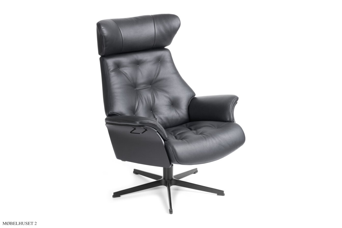 Air med indtr�kninger l�nestol, Eg sortbejdset, Drejefod sort aluminium, L�der | Fantasy Black 89 | Conform