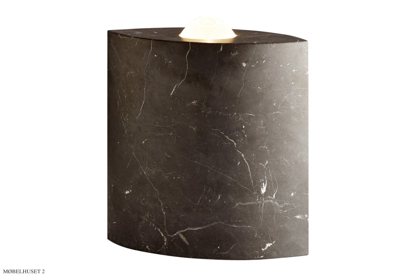 Egyptian Eye EE 86 gulvlampe, Sort marmor, mat | Tecnolumen