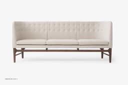 Mayor AJ5 Sofa, Walnuss ge�lt, Cifrado 0221 | &Tradition