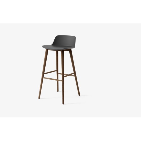 Rely HW123 Thekenhocker mit Kunststoffschale | &Tradition