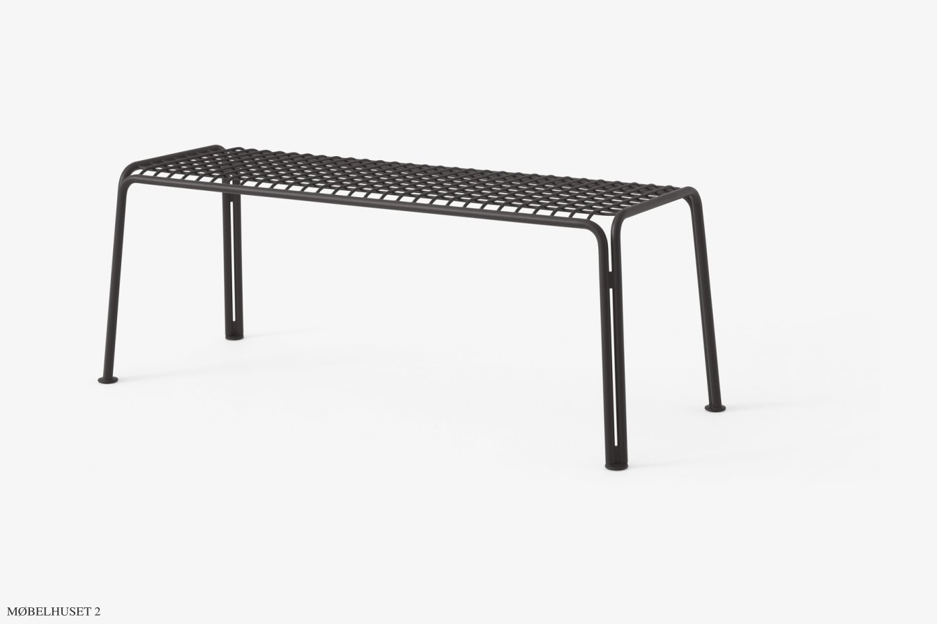 Thorvald SC112 Bank, Warm Black | &Tradition