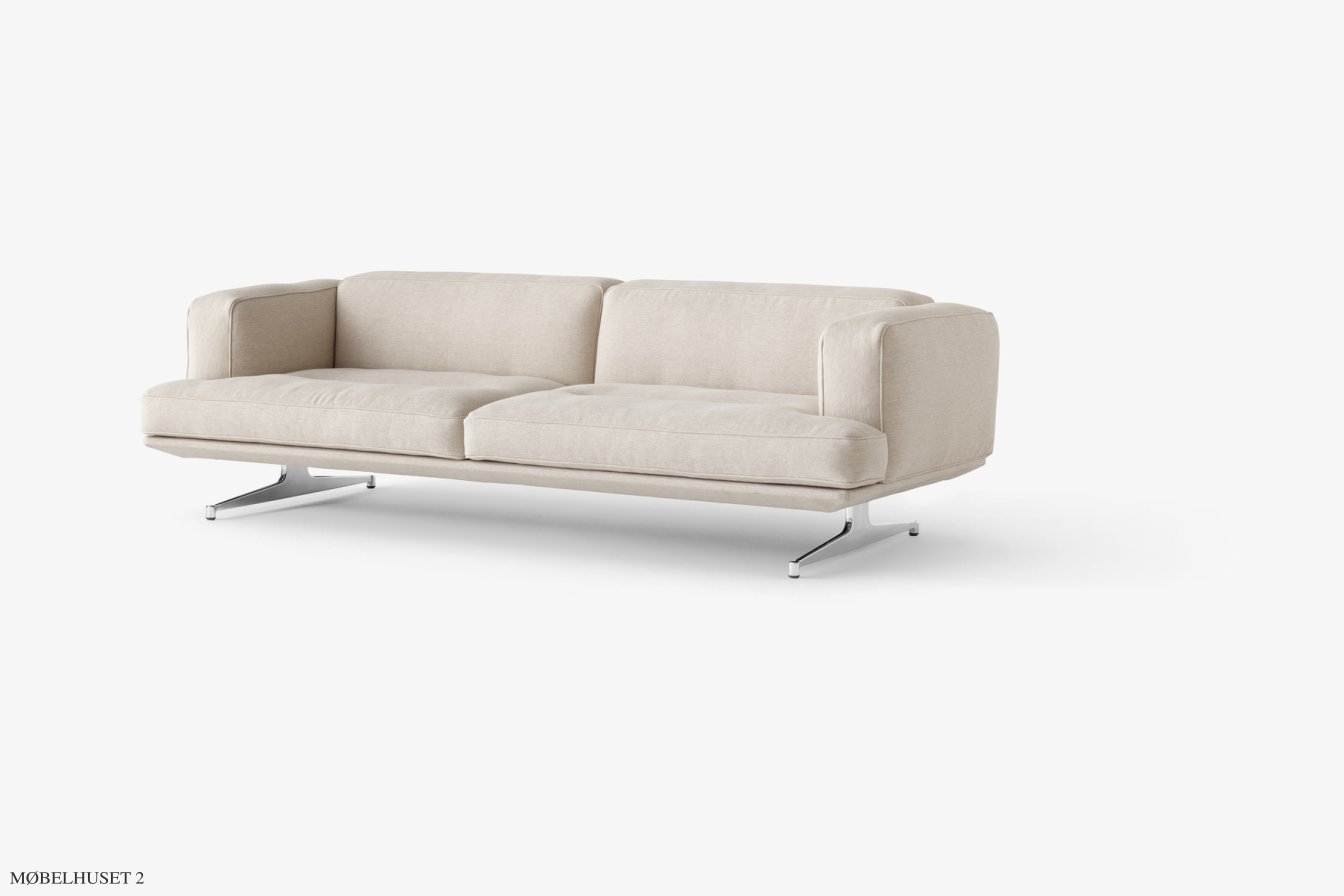 Inland AV23 Sofa, Poliertes Aluminium, Clay 011 | &Tradition