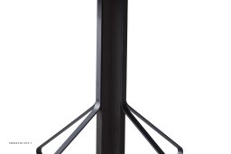 Kaari Table REB 011 Tisch, Wei� HPL/schwarz lackiert Eiche | Artek