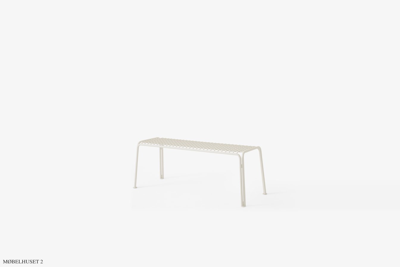 Thorvald SC112 Bank, Ivory | &Tradition