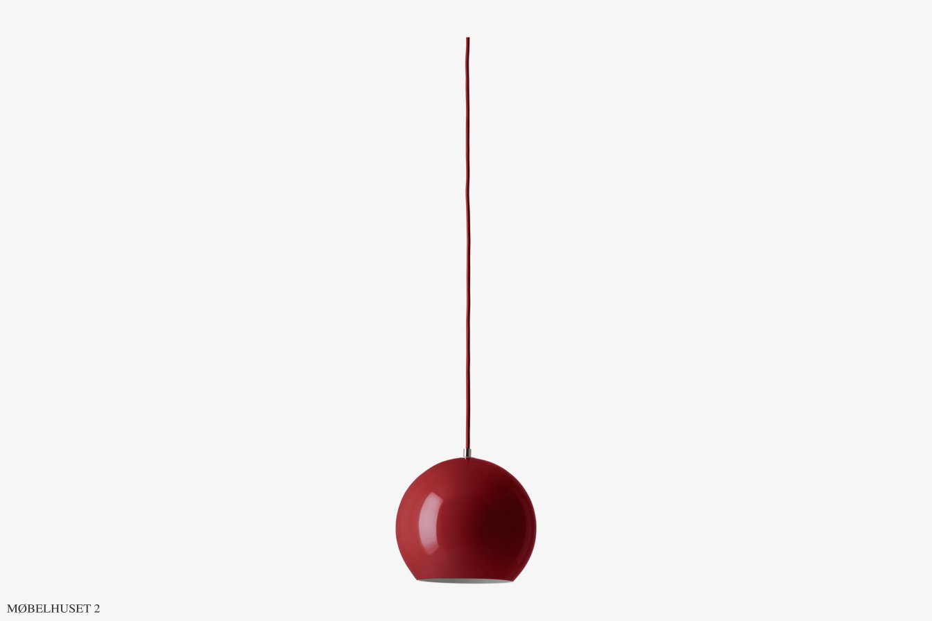 Topan VP6 Pendelleuchte, Vermilion Red | &Tradition