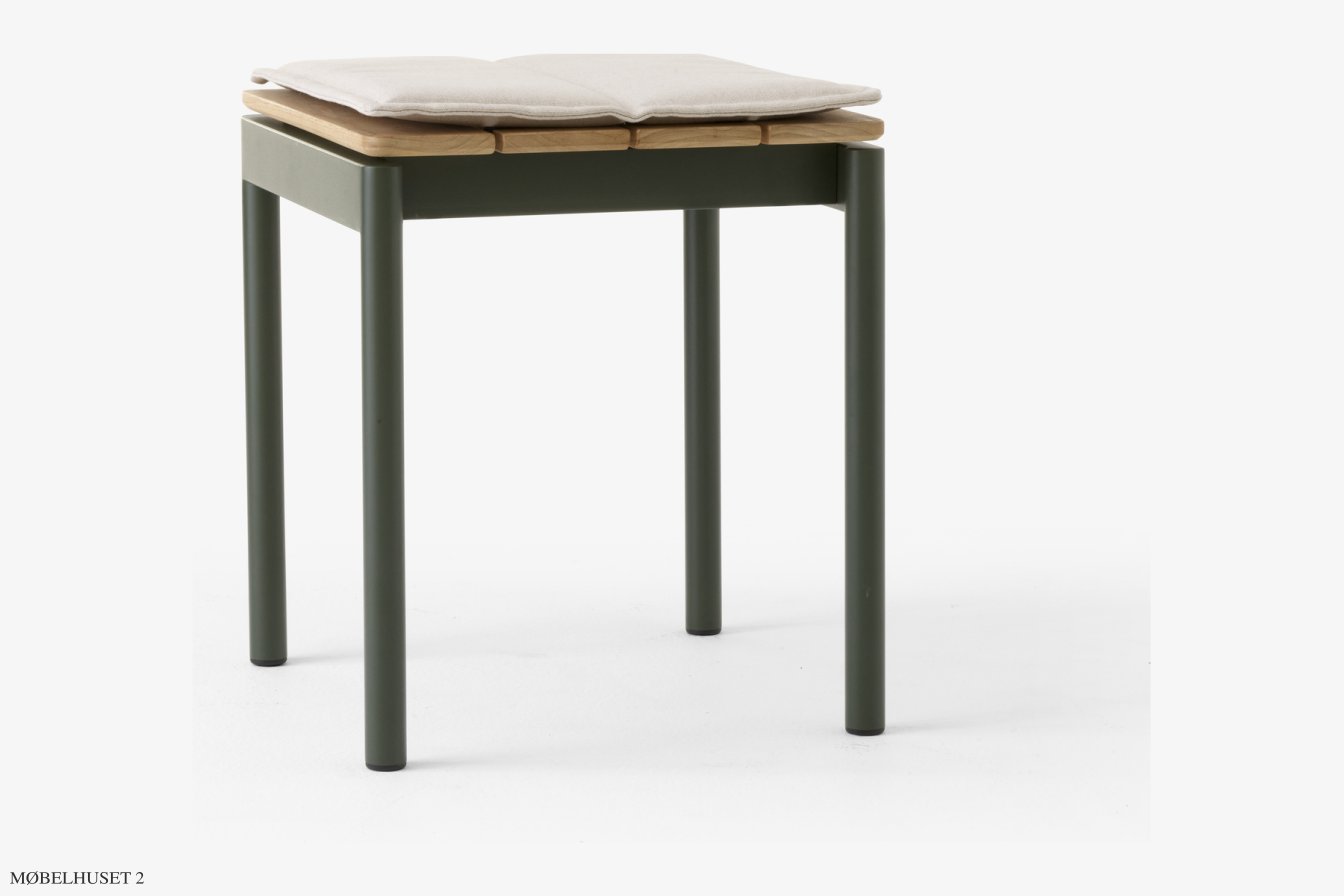 Ville AV47 Hocker, Bronze Green | &Tradition