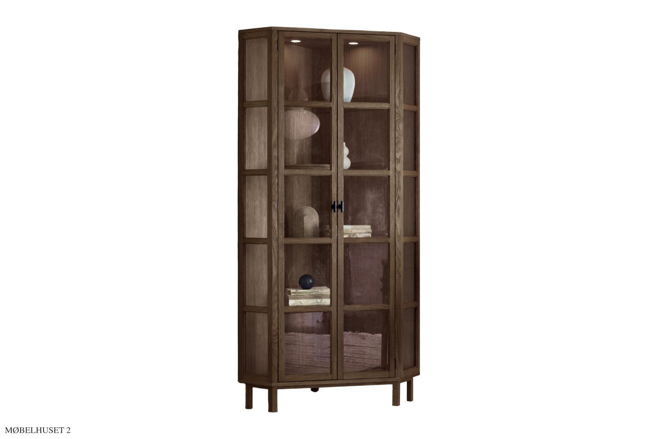 Angulus Vitrine, Eiche ger�uchert | Aakjaer Furniture