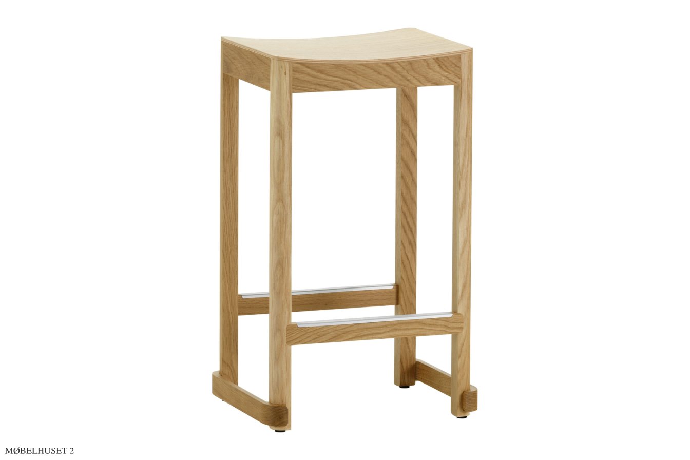 Atelier Bar Stool Barhocker, Eiche lackiert, H65 cm | Artek
