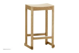 Atelier Bar Stool Barhocker, Eiche lackiert, H65 cm | Artek