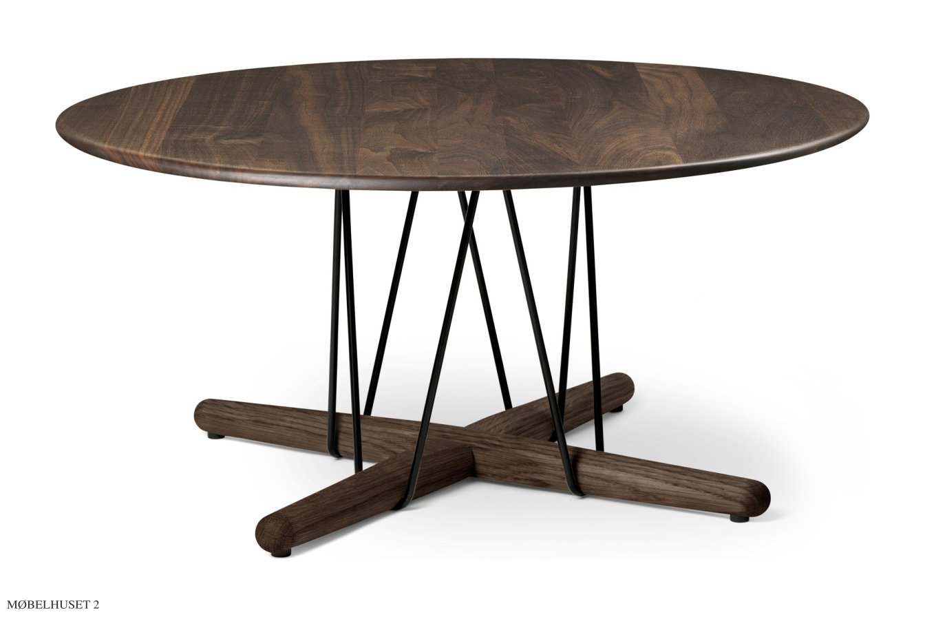 E021 Embrace sofabord, �80 cm, valn�d, sort pulverlakeret st�l | Carl Hansen & S�n