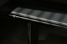 Ita OS5 Bank, Ambiente | &Tradition