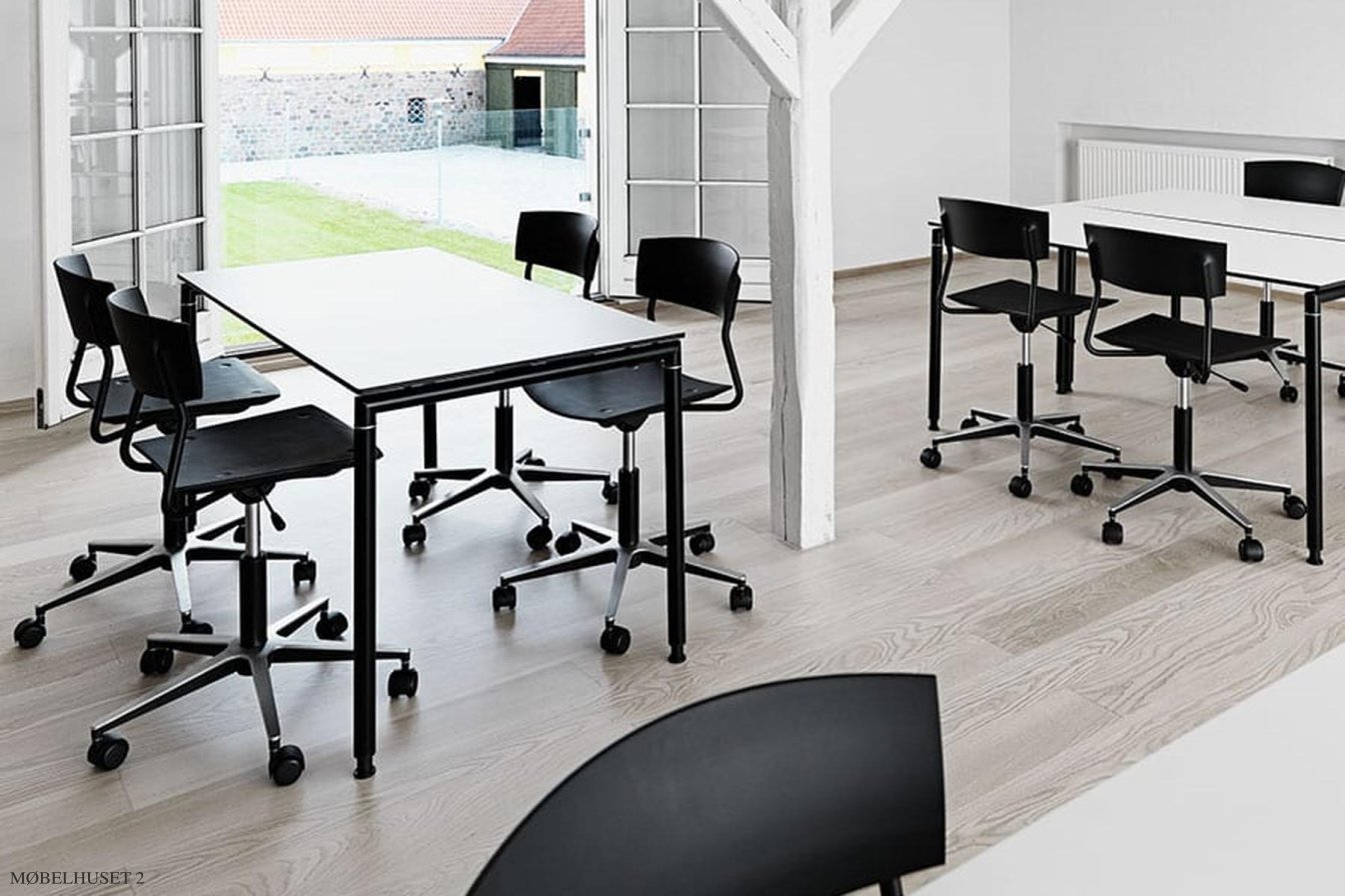 Pure X Stol med fodring, Ambiente | Andersen Furniture