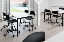 Pure X Stol med fodring, Ambiente | Andersen Furniture