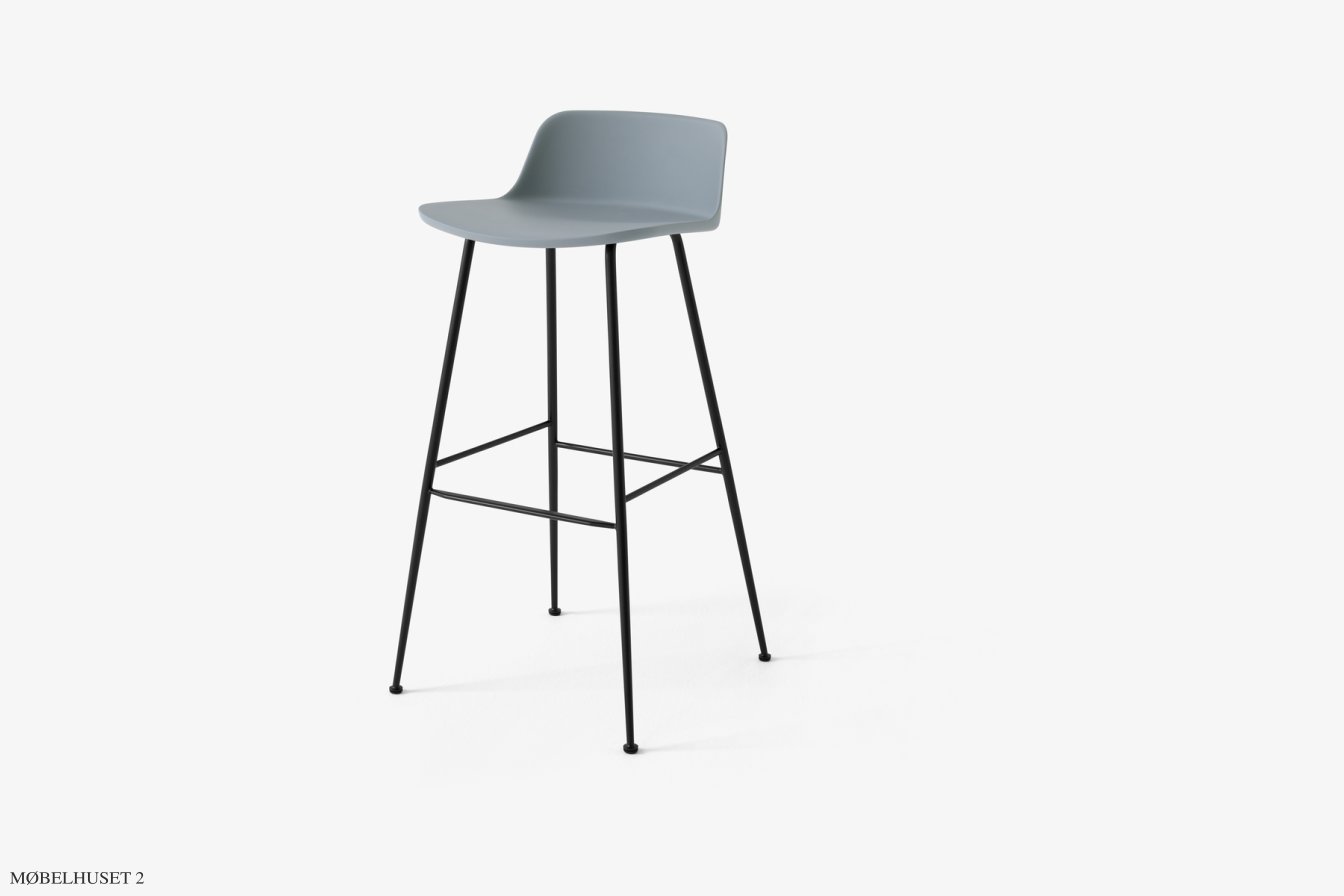 Rely HW86 Thekenhocker mit Kunststoffschale, Schwarz, Light Blue | &Tradition