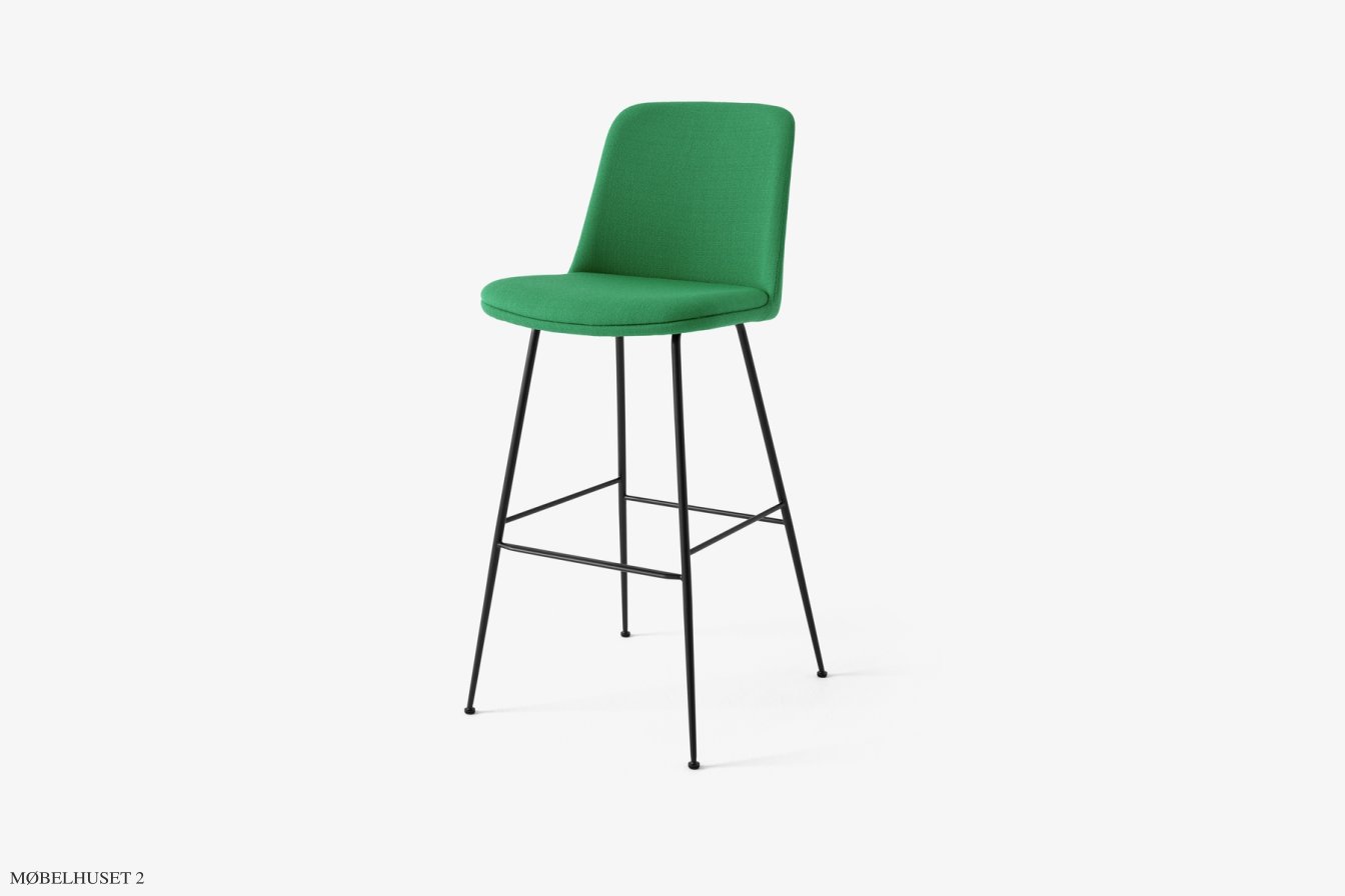 Rely HW99 Thekenhocker gepolstert mit Sitzkissen, Schwarz, Vidar 0932 | &Tradition
