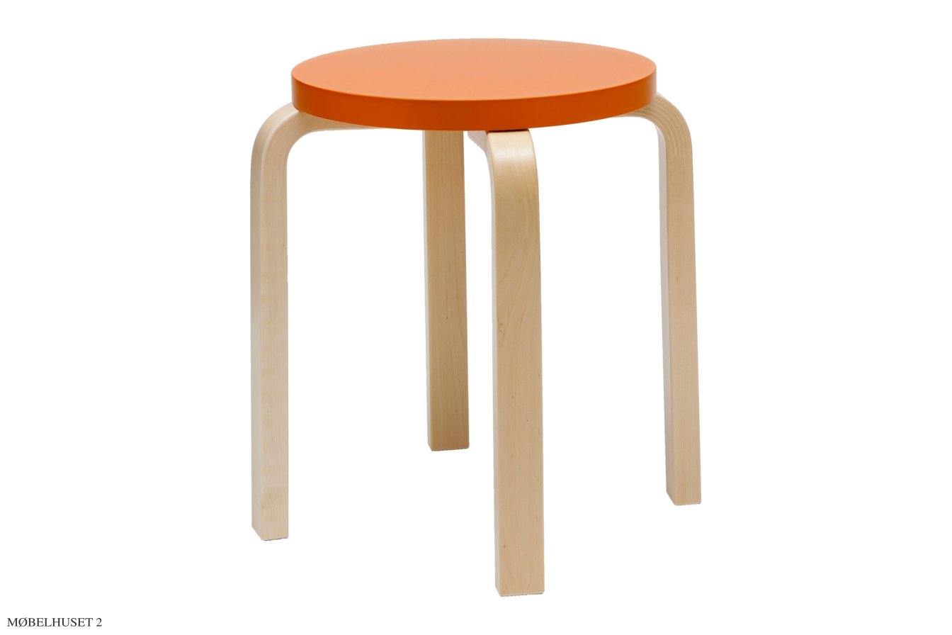 Stool E60 | Farve, Birk/orange lakeret | Artek