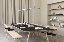 T1 Bord, 420 x 140 cm, Linoleum schwarz, Eiche wei� pigmentiert matt lackiert | Andersen Furniture