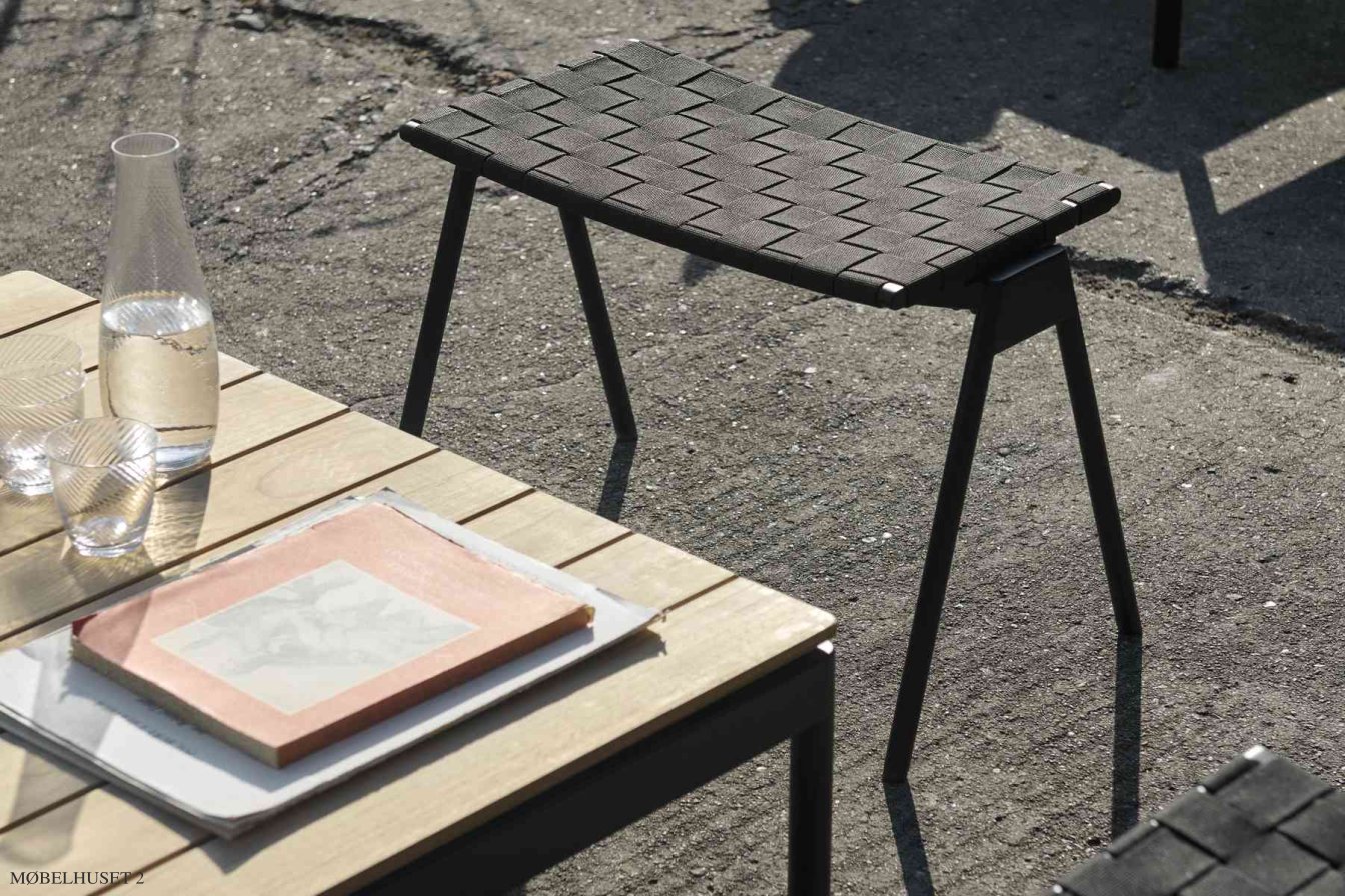 Ville AV50 Couchtisch, Ambiente | &Tradition