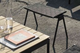 Ville AV50 Couchtisch, Ambiente | &Tradition
