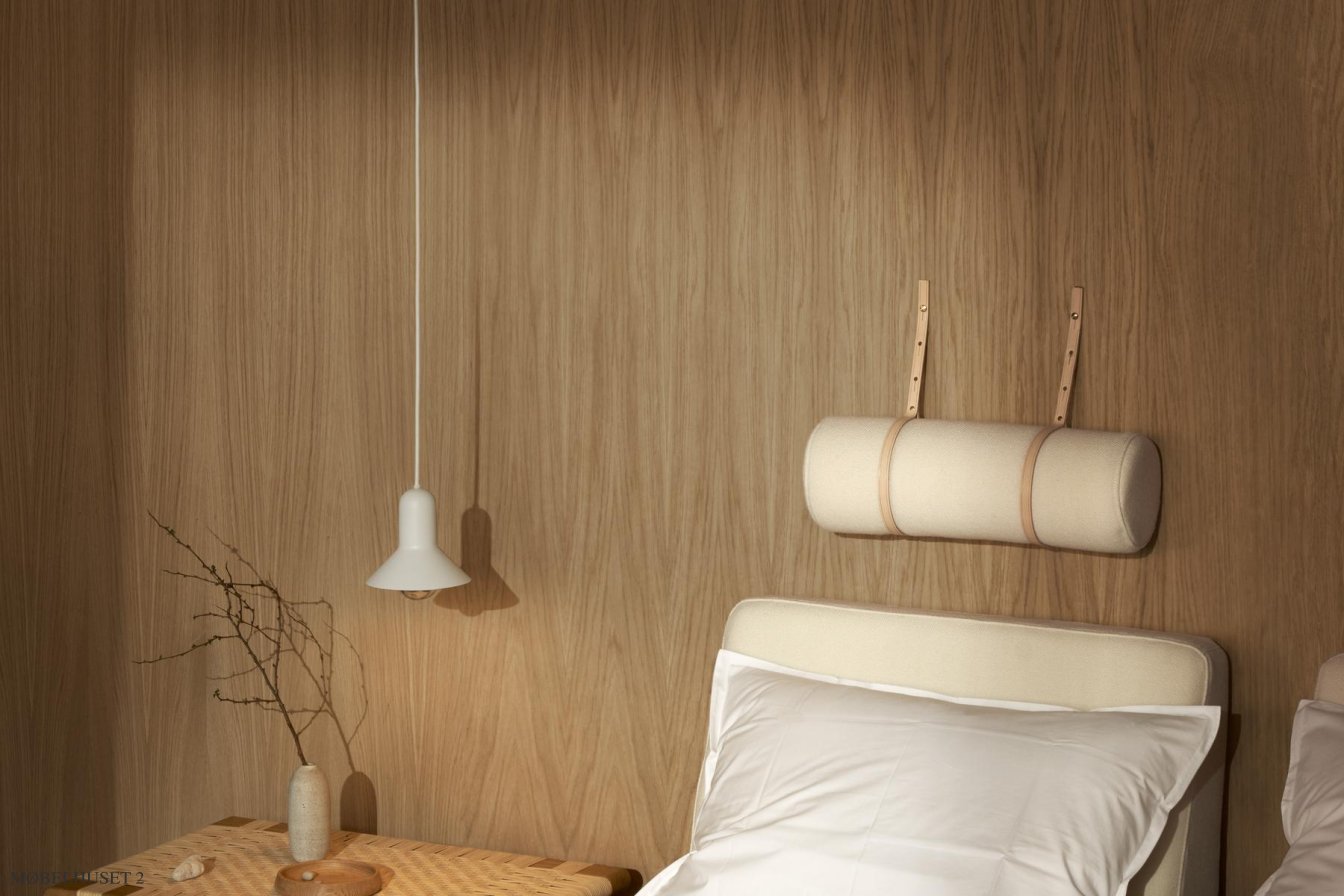 BM0555 seng og daybed i eg, milj�billede | Carl Hansen & S�n