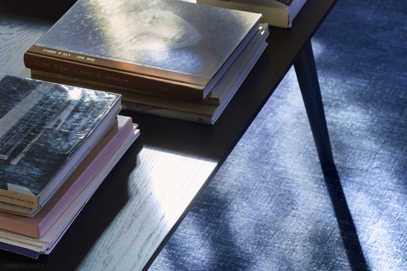 In Between SK24 Couchtisch, Ambiente | &Tradition