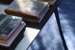 In Between SK24 Couchtisch, Ambiente | &Tradition