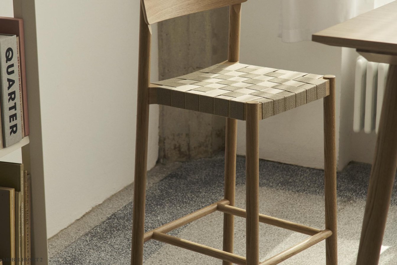 In Between SK27 Bartisch, Ambiente | &Tradition