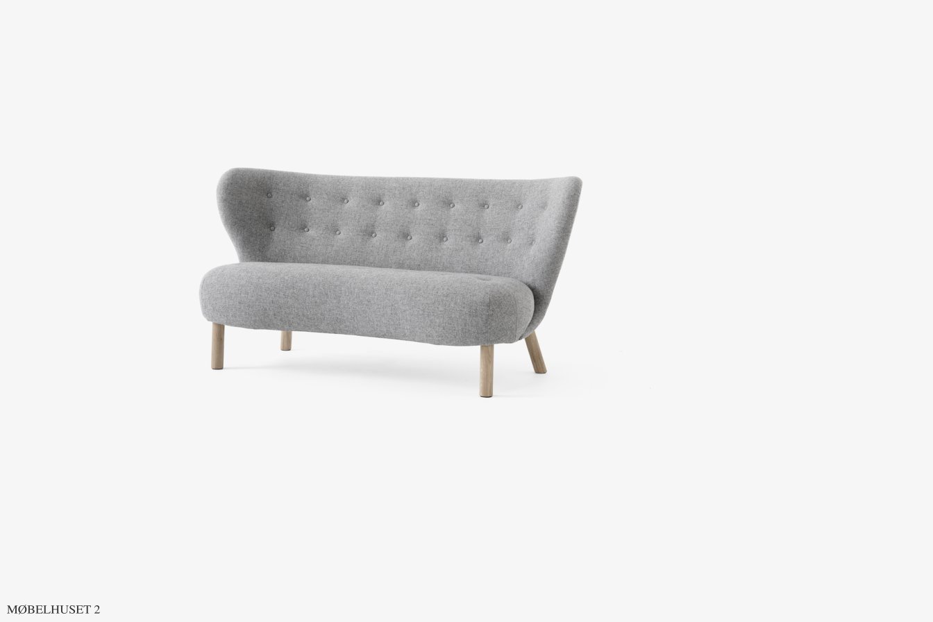 Little Petra VB2 Sofa, Eiche ge�lt, Hallingdal 130 | &Tradition