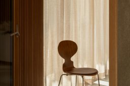 Ameise Sitzkissen 3101SC, auf Ameise Stuhl in Walnuss | Fritz Hansen