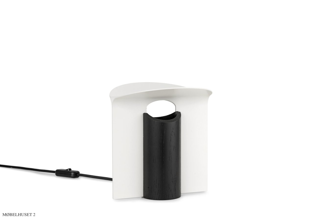 RF200 Petal Lamp, Gestell aus schwarze Eiche mit wei�e Schirme | Carl Hansen & S�n