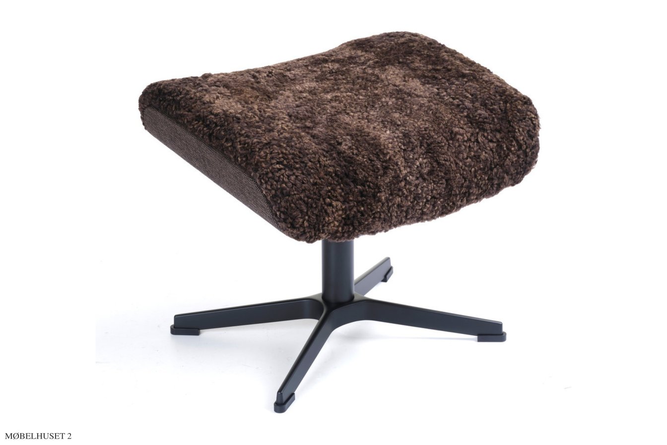 Timeout Large fodskammel, Helpolstret, Quattro x-fod sort aluminium, F�reskind | Sheepskin Espresso | Conform