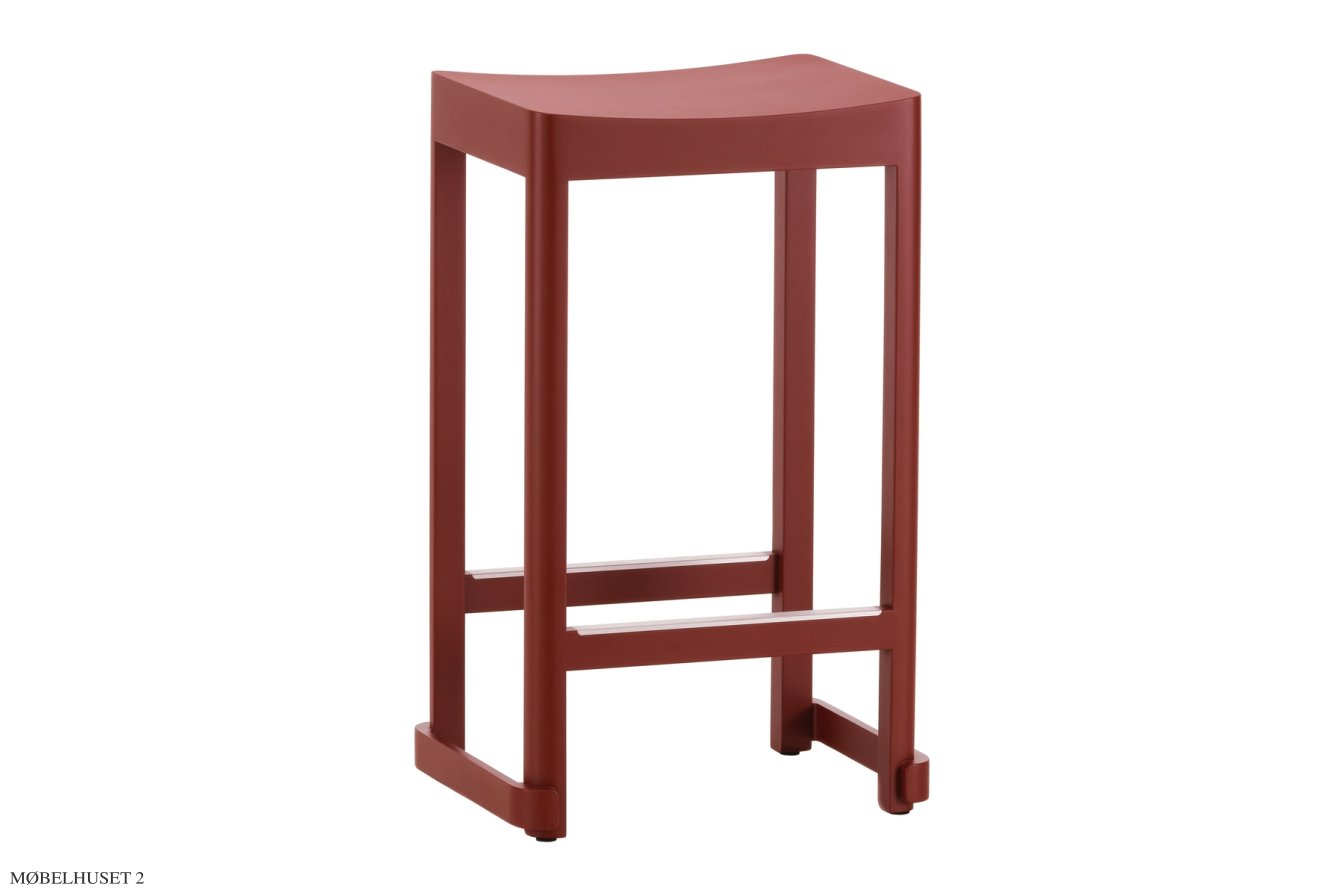 Atelier Bar Stool Barhocker, Buche dunkelrot lackiert, H65 cm | Artek