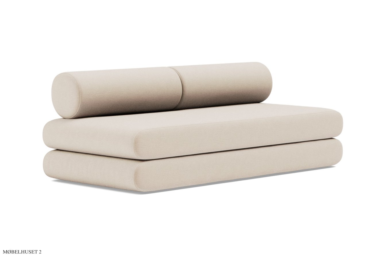 Circlus Daybed, Mit runden Kissen, Esina Almond 410 | Innovation Living