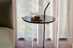 Halten SH9 Beistelltisch, Ambiente | &Tradition