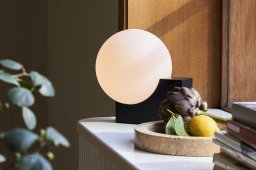 Journey SHY1 Tischleuchte, Ambiente | &Tradition