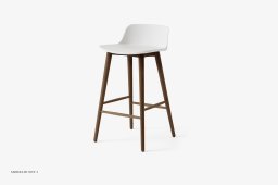 Rely HW118 Thekenhocker mit Kunststoffschale, Walnuss lackiert, White | &Tradition