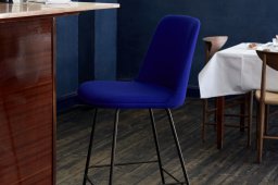 Rely HW94 Thekenhocker gepolstert mit Sitzkissen, Ambiente | &Tradition