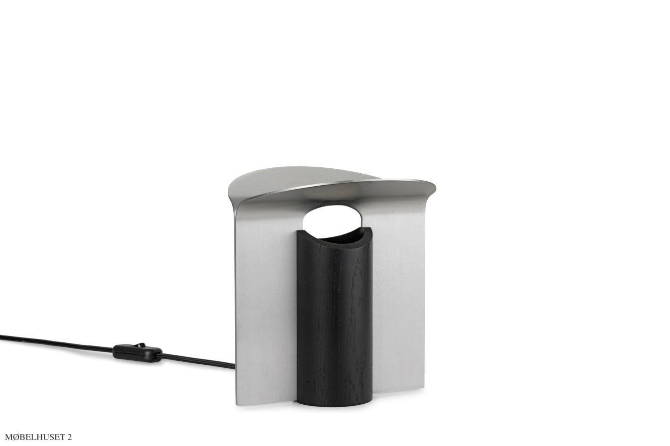 RF200 Petal Lamp, Gestell aus schwarze Eiche mit geb�rstetes Aluminium | Carl Hansen & S�n
