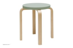 Stool E60 | Farve, Birk/gr�n lakeret | Artek