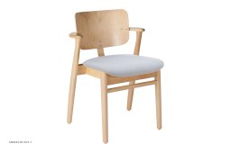 Domus Chair armstol, Lakeret birk | s�de Hallingdal stof | Artek