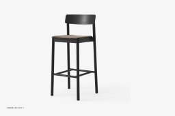 Betty TK14 & TK17 Theken- und Barstuhl, TK17 - Barstuhl, Esche schwarz lackiert, Fuse 0351 | &Tradition