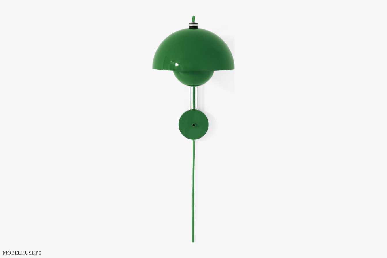 Flowerpot VP8 Wandleuchte, Signal Green | &Tradition