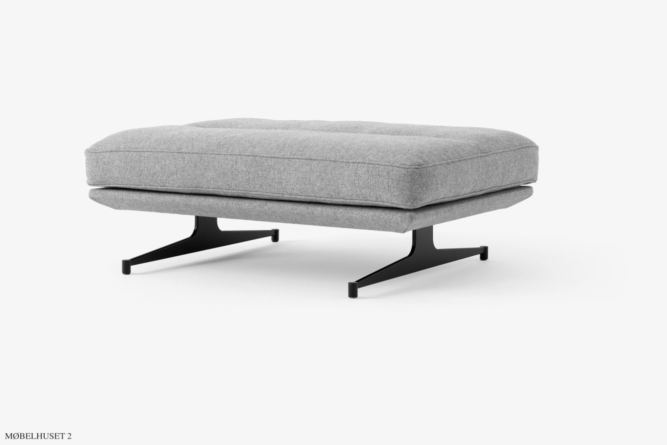Inland AV32 Bank, Warm Black, Hallingdal 130 | &Tradition