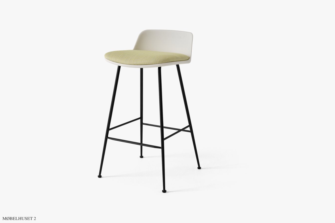 Rely HW82 Thekenhocker mit Kunststoffschale und Sitzkissen, Schwarz, White, Fuse 0421 | &Tradition
