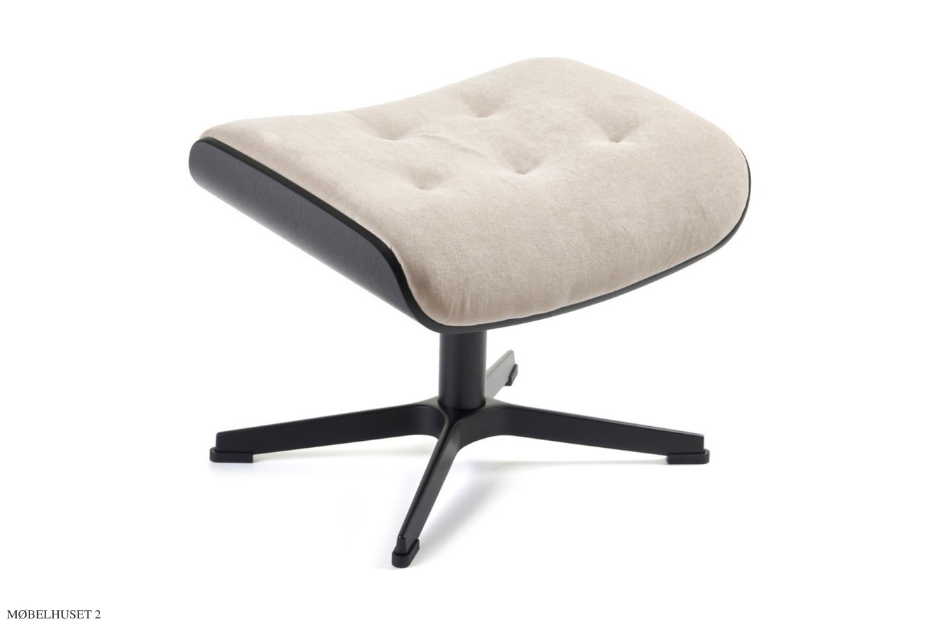 Timeout med indtr�kninger fodskammel, Eg sortbejdset, X-fod sort aluminium, Stof | Trapani Sand 09 | Conform