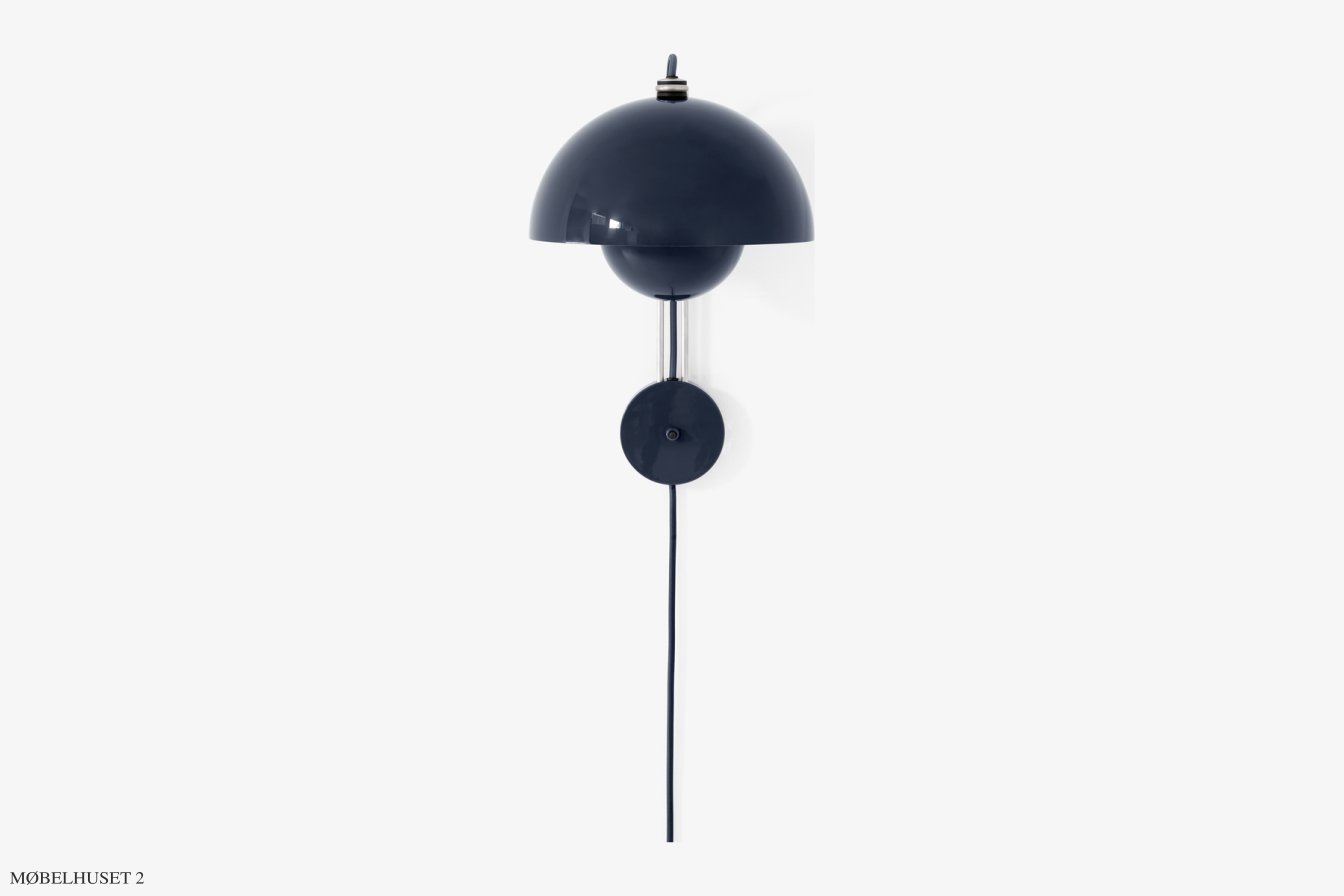 Flowerpot VP8 Wandleuchte, Steel Blue | &Tradition
